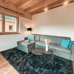 Vakantiehuis Zillerheart - With Balcony & Mountain View, Alpenluxus Collection