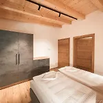 Zillerheart - With Balcony & Mountain View, Alpenluxus Collection *
