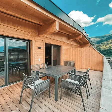 Zillerheart - With Balcony & Mountain View, Alpenluxus Collection