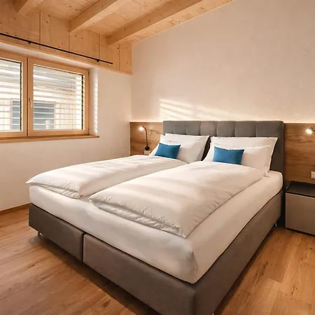 Zillerheart - With Balcony & Mountain View, Alpenluxus Collection * Fuegen