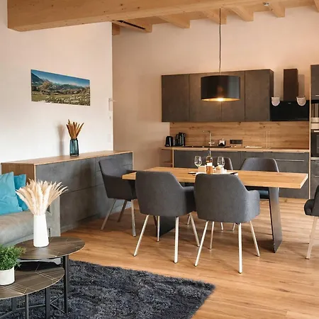 Zillerheart - With Balcony & Mountain View, Alpenluxus Collection