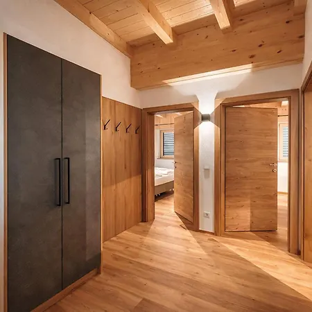Casa vacanze Zillerheart - With Balcony & Mountain View, Alpenluxus Collection