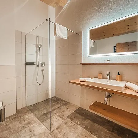 Zillerheart - With Balcony & Parking In Zillertal, Presented By Alpenluxus